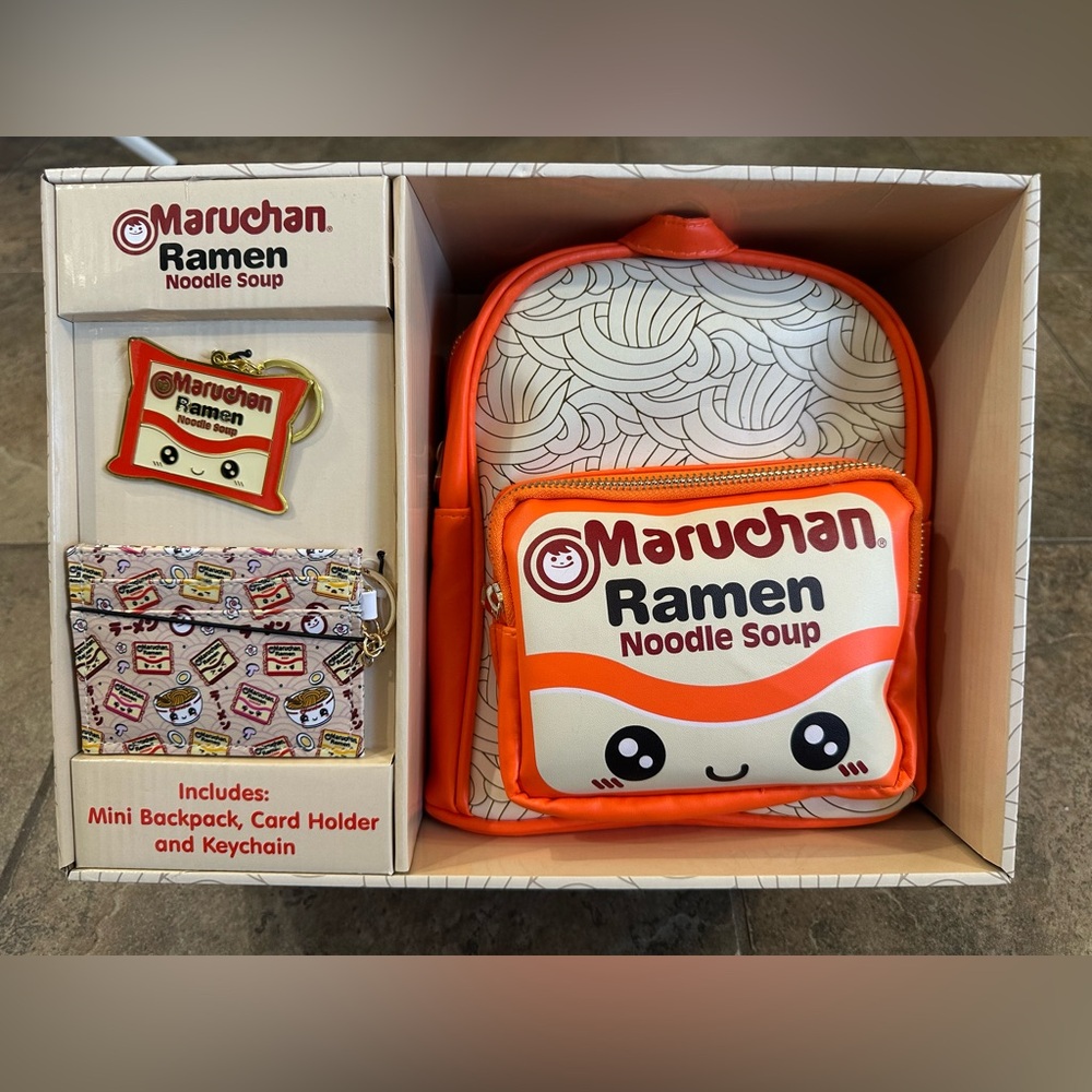 Brand New Maruchan Ramen Noodle Soup Backpack Keychain Card Holder Set